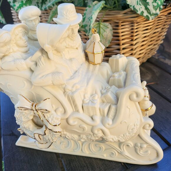 Vintage White with Gold Trim Porcelain Christmas Sleigh with family - Picture 13 of 16